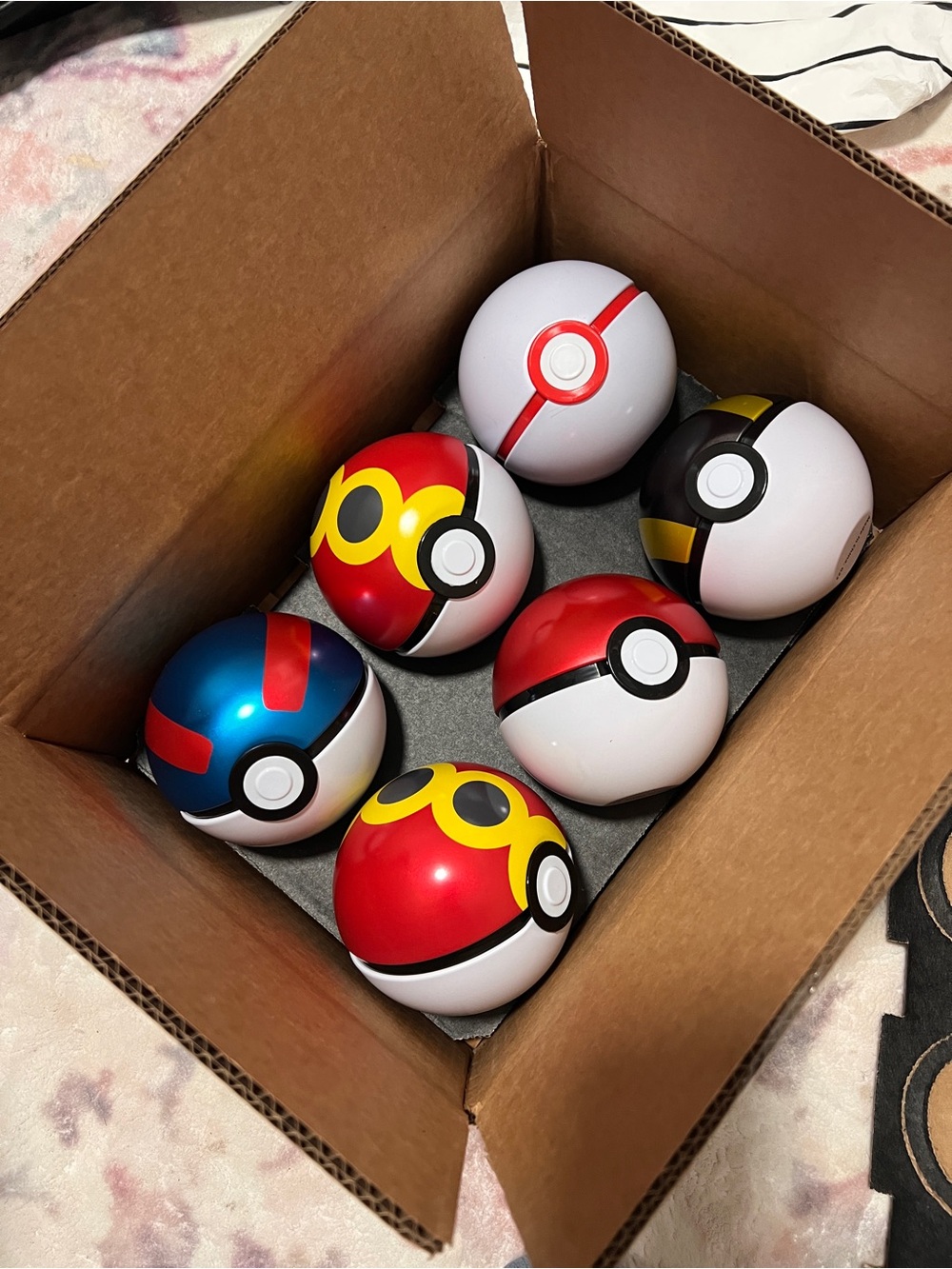 BRAND NEW Empty Pokémon Ball Tins x 6